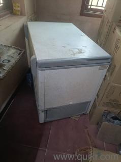 deep freezer suitable for frozen items 