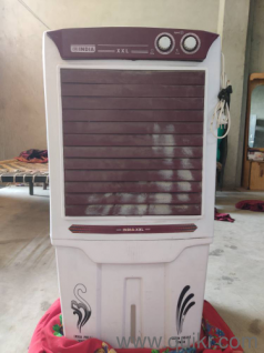 very good in condition cooler selling beasuse want to purchase bigger 