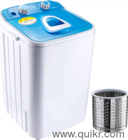 Mini washing machine 4.5kg. Perfect for bachelors. 