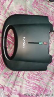 gently used Borosil toaster 4 month old 