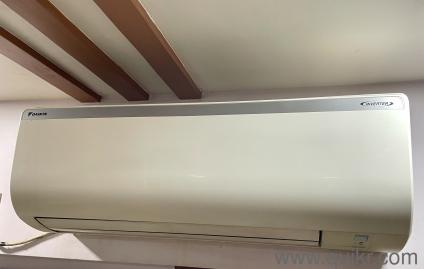 Daikin 1 Ton 3 Star Inverter Split AC | Excellent Condition | Recently Serviced
