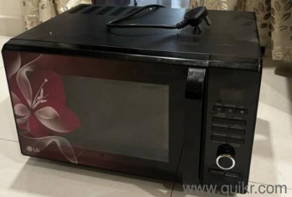 LG convection microwave oven 28 litres, 5 years old, sparingly used, in good condition 