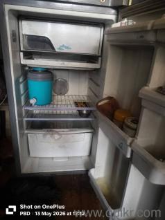 Well condition fridge for salee