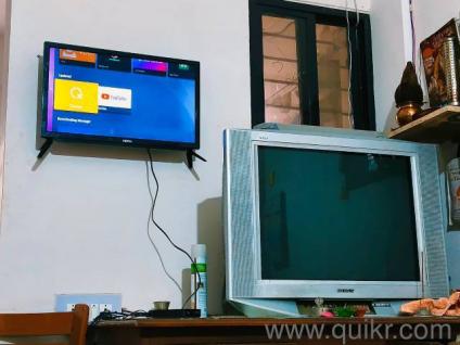 i have to sell both TV in 6000rs