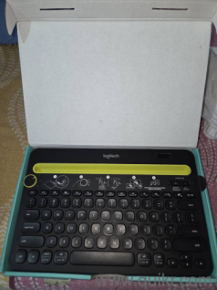 keyboard mouse speaker.