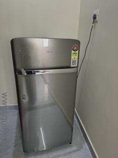 Refrigerator only 25 days old.