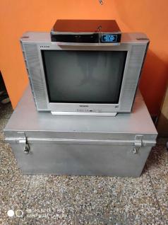 Samsung colour TV, Flat Screen , excellent condCCTV surveillance TV    ,  Guest Room TV  ,  Gate  ,   24 hours Security / Maid / House Help   