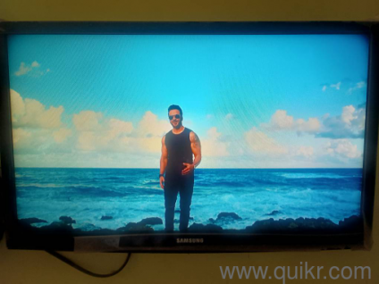 Samsung 24 inch  TV for sale with complete Tata Play HD setup. Everything works perfectly.PRICE: 9,000 (Negotiable)