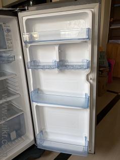 Samsung fridge - 183 L for sale 