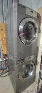 LG Commercial Washing Machine 10 KG capacity washer and Dryer 5 yr old