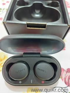 Sony WF-XB700 TWS earbuds