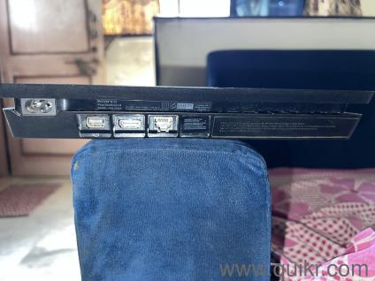 Ps4 slim 1tb with games installed
