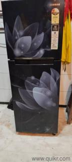 samsung refrigerator in new condition 