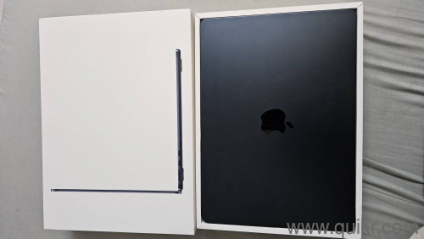 Apple Macbook Air M2