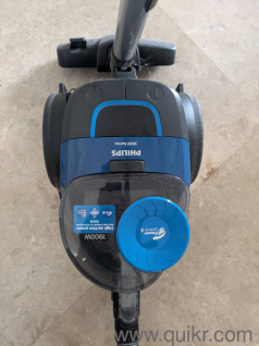6 months old Philips Powerpro bagless Dry vacuum cleaner 