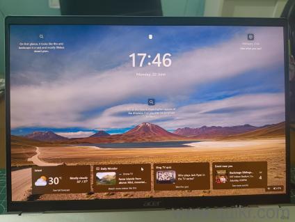 ACER New condition laptop (8GB, 1TB, i5)