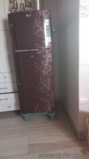 refrigerator 