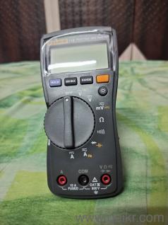 Fluke 115 True RMS Digital Multimeter