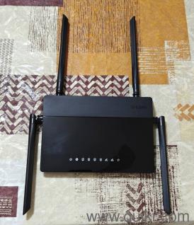 D-Link DIR-841 AC1200 Dual-Band Wi-Fi Router | 4 Antennas | Excellent Condition