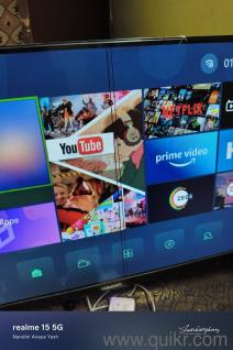 Samsung smart tv 32inch display me 2line hai patli si 
