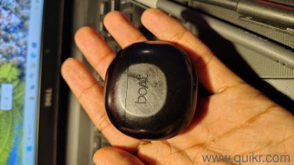 Boat Airdopes 125 (2 years old) Earbuds perfectly working. Battery backup of earbuds is good. Charging case battery has reduced and can fully charge the earbuds once. Good for daily use. Selling