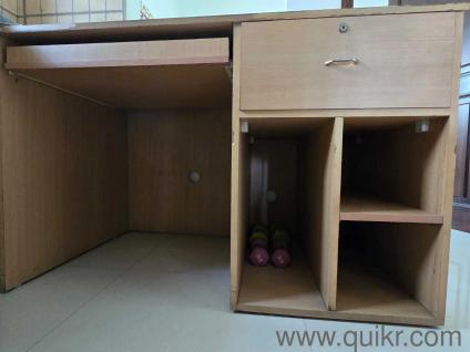Computer table / Study table with cable management
