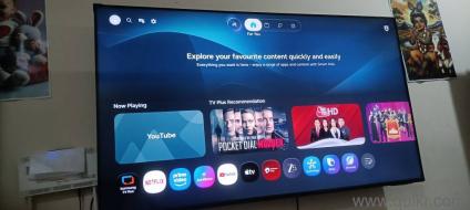 Samsung led tv for sale brand new condition 55 inch 2 month old only