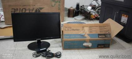  Samsung LED Monitor 19 Inch (SD300 Model) - Box Available