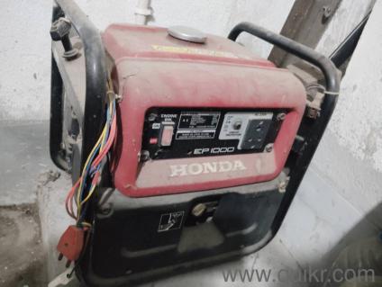 Honda genaretar ep 1000 ( petrol) price 20k. Location  -- Agarpara.  