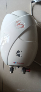 Bajaj Flora Water Heater for Sale  1,200