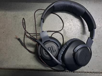 JBL E45BT Damaged Headphones