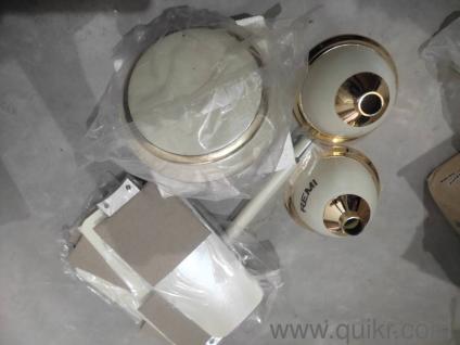 2 ceiling fan in white colour