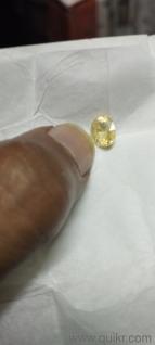a new, loose yellow sapphire gemstone for sell