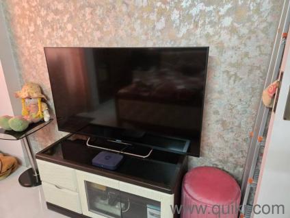 sony smart t.v size 48 inch very good condition 
