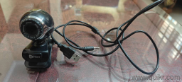 Used only 12 times, in excellent condition and Suitable for online classes, video calls, meetings, etc.No damage or issues