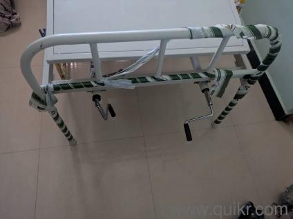 2 way adjustable Medical Cot