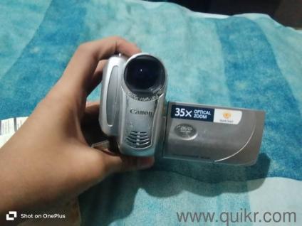 working condition original back charger original charger original camera chroma company ka camera hai 