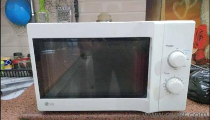 LG Microwave , Good Condition