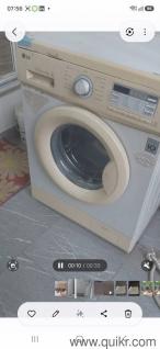 Front load washing machine 