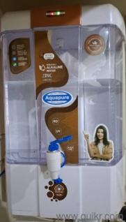 almost new water purifier with no damages