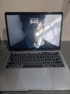 MacBook Pro 13 2019 | i7 | 16GB | 512GB SSD | 4 Thunderbolt 3 | Touch