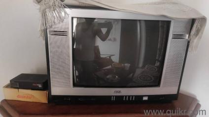 24inch color tv with remote 