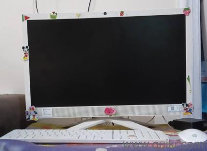 HP Desktop. In good condition.