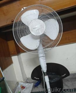 Pedestal Fan Amazon Basics company