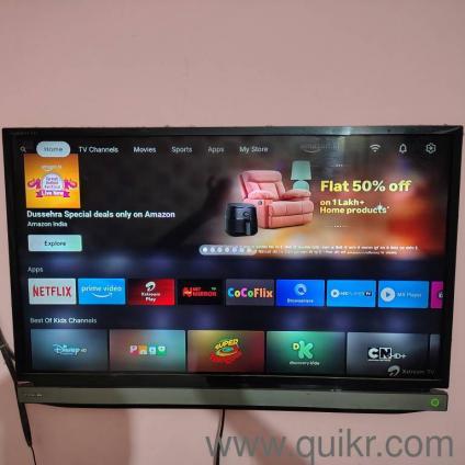 Toshiba 32-Inch LED TV with Philips Home Theatre & Table