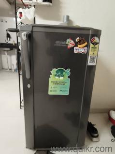 single door fridge in working condition