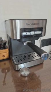 Wonderchef Regenta 19-Bar Espresso Coffee Machine with Milk Frother