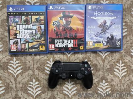 PS4 Fat 500GB + 1 Controller+ 3 Game CD (GTA 5 RDR 2)