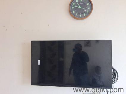led smart TV 42inch good condition 