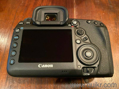 Brand New Canon EOS 5D Mark IV Digital Camera with full kit and bag with 24-105mm VR lens and warranty 